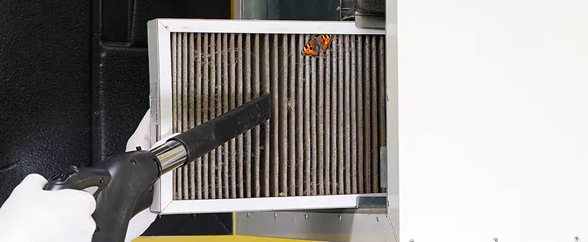 Clogged Air Duct Cleaning Process in Waterloo, IA